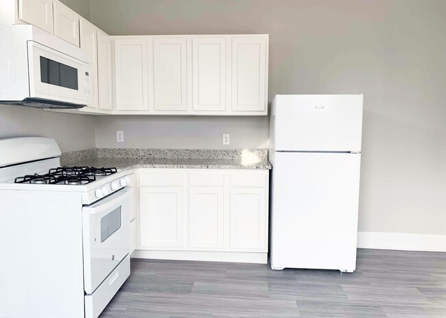 Building Photo - 3207 Jefferson Ave