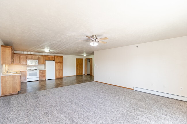 Building Photo - Village View