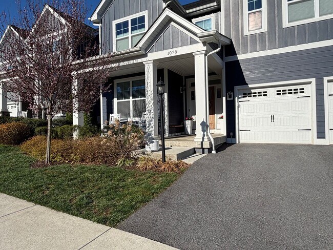 Foto del edificio - 1078 Delphi Ln