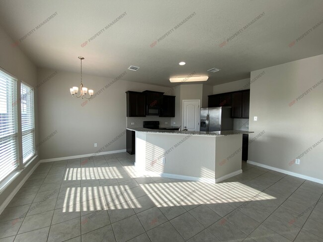 Foto del edificio - 7308 Lee Hall Loop