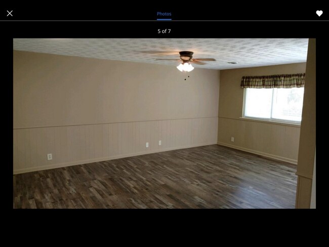 Building Photo - 173b Flat Ridge Rd