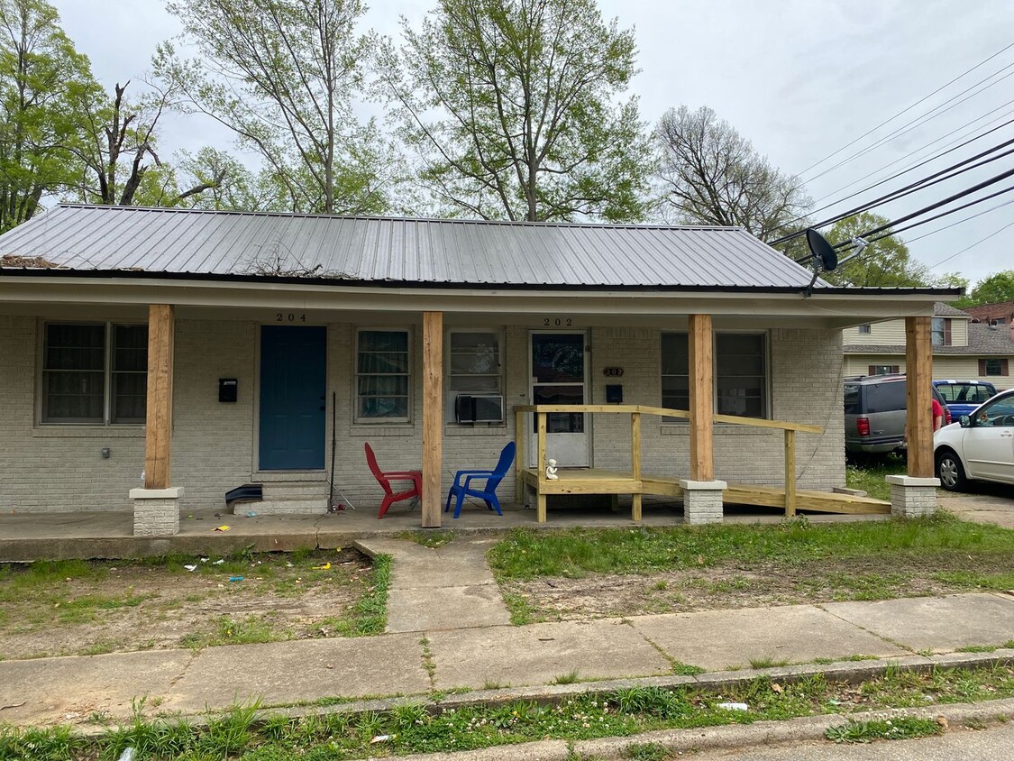 202 Madison St, New Albany, MS 38652 - House Rental in New Albany, MS ...