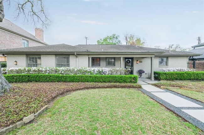 Building Photo - 4019 Chatham Ln