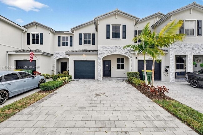 Foto del edificio - 2662 SE 10th St