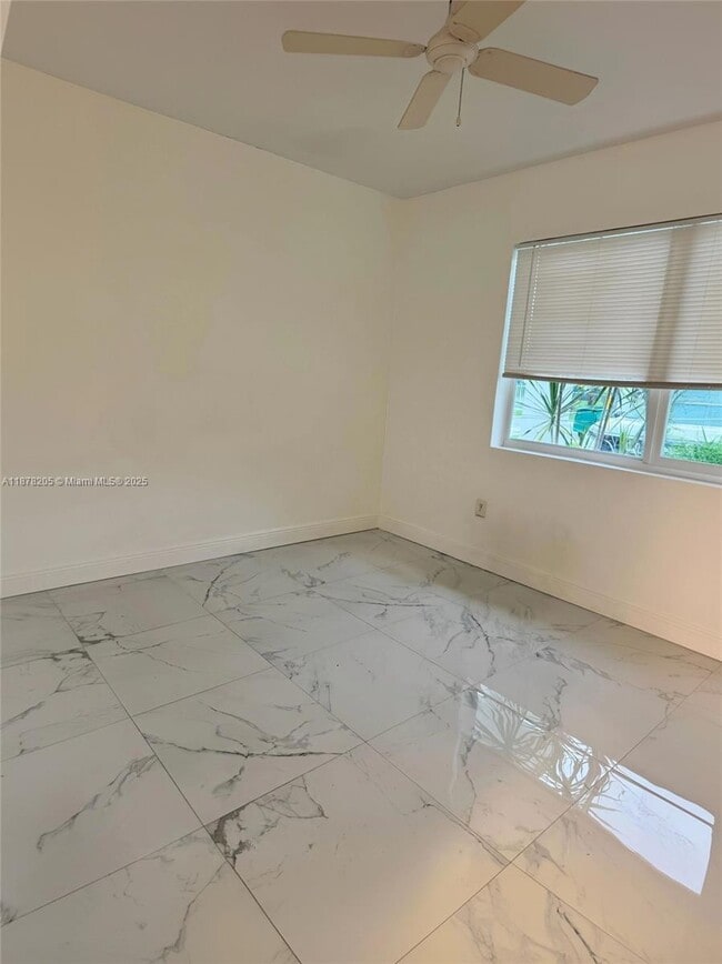Building Photo - 3400 NW 173rd Terrace