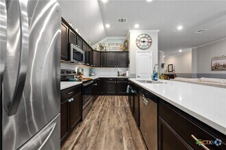 Building Photo - 1309 Amber Dawn Dr