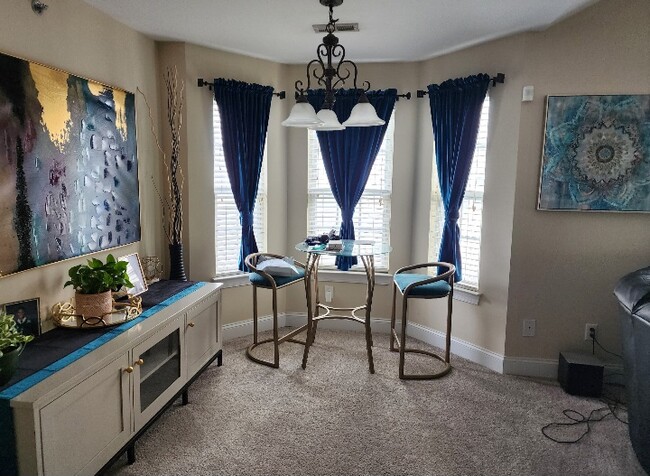 Building Photo - 6832 Park Place Dr