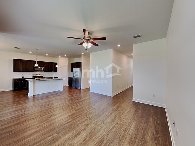 Foto del edificio - 4622 Reisswood Loop