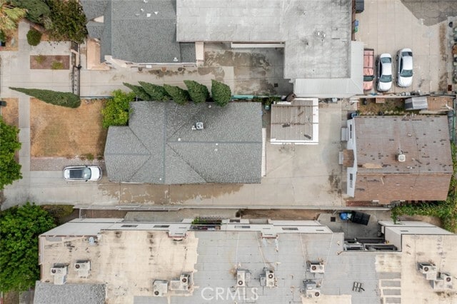 Building Photo - 818 E Windsor Rd