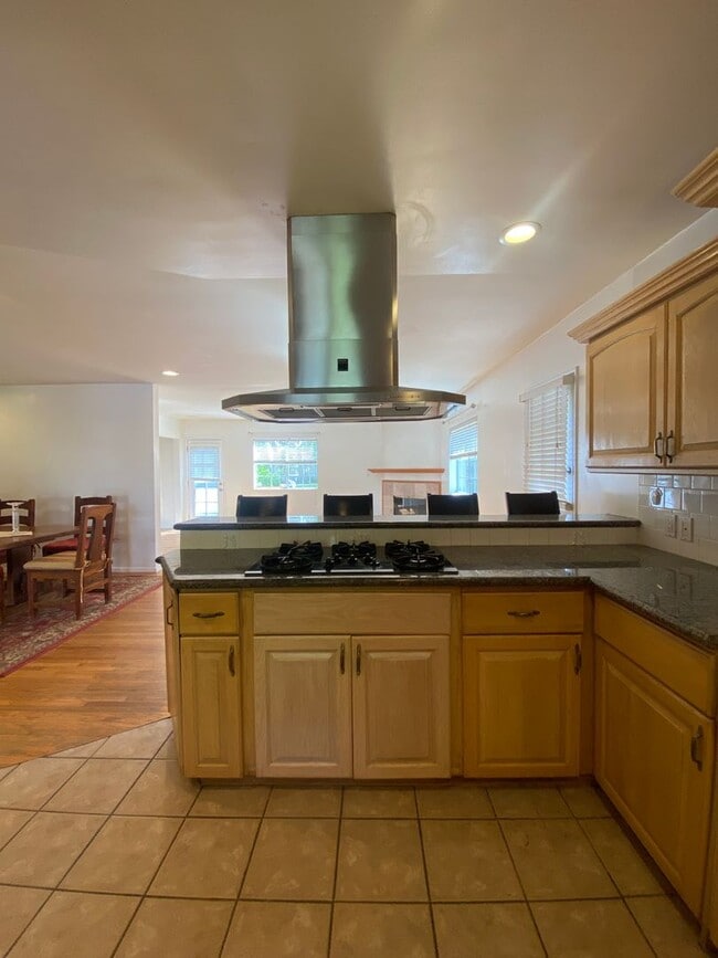 Foto del edificio - Charming Home in Covina