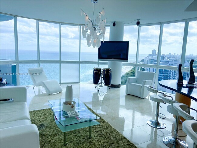Foto del edificio - 6301 Collins Ave