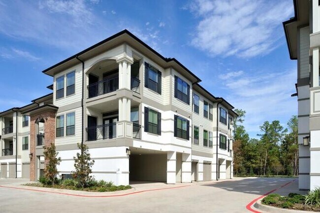 Foto del edificio - 2625 Harmony Pk Xing