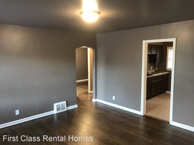 Foto del edificio - 3 br, 1 bath House - 5034 Georgia St