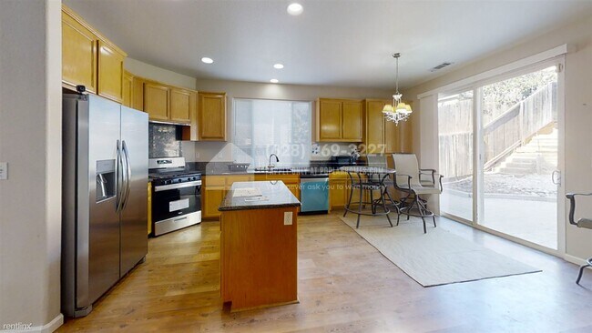 Building Photo - 5 br, 3 bath House - 4131 Shelter Cove Cou...