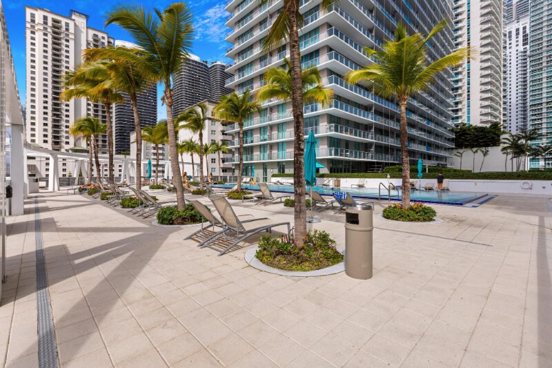 Foto principal - 1111 SW 1st Ave