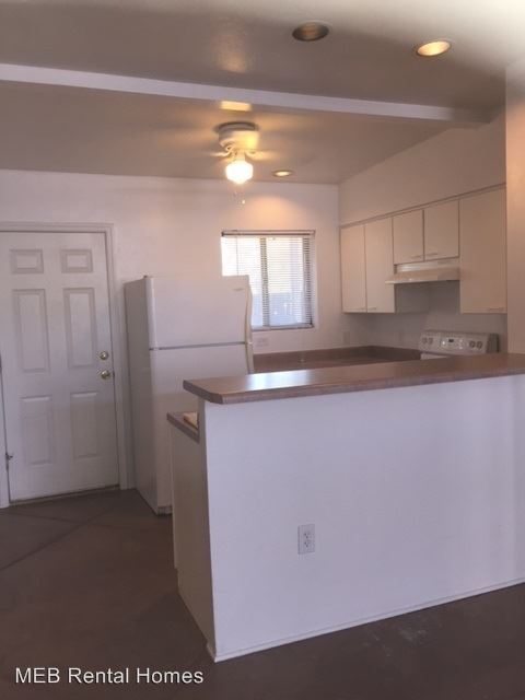 Foto del edificio - 272 E Calle Arizona