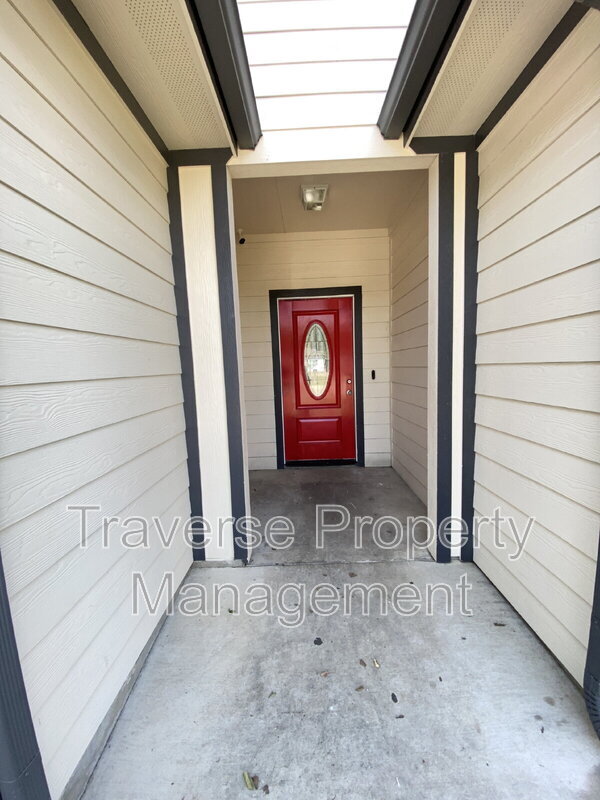 Building Photo - 5509 Wellesley Ave
