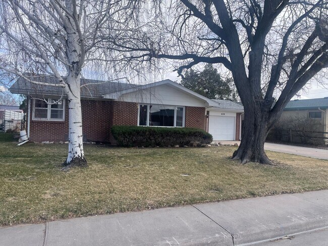 Foto del edificio - Single-family home on the west side of For...