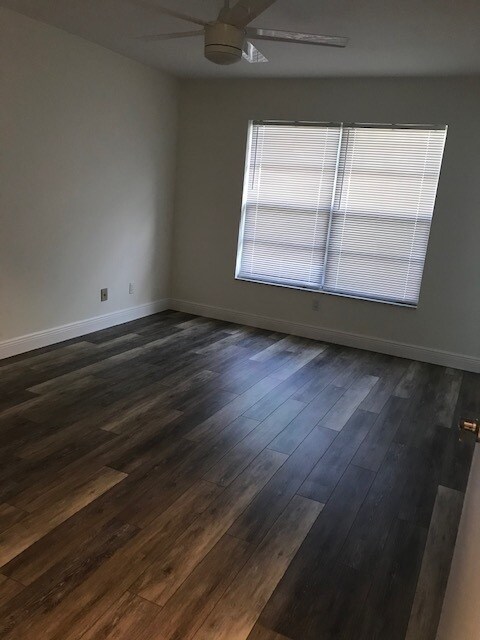 Foto del edificio - 1095 Forest Lakes Dr