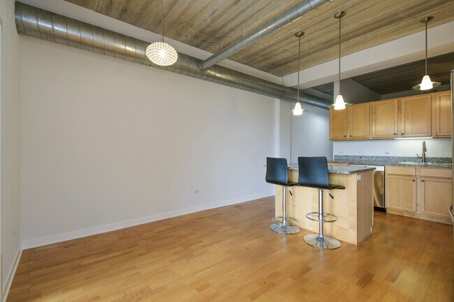 Foto del edificio - 3260 N Clark St