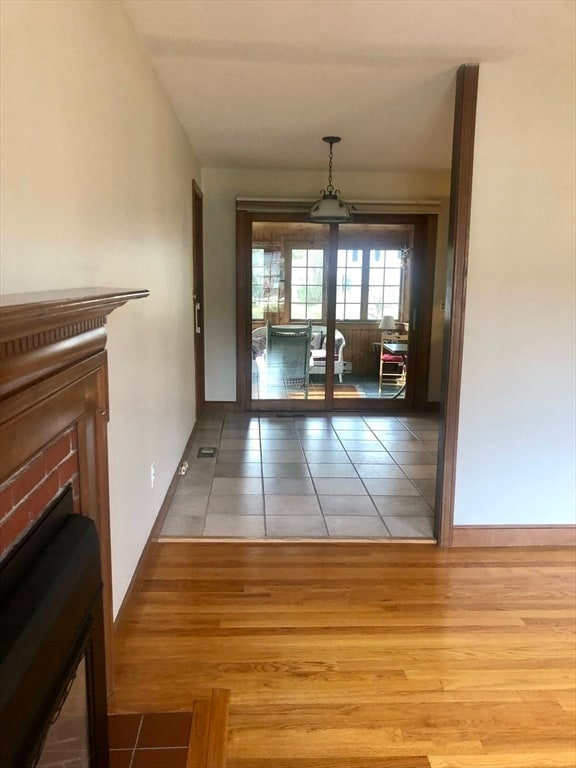 Building Photo - 4 Lois Ln