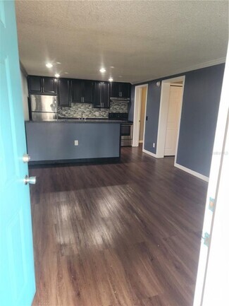 Building Photo - 5901 Bryce Ln
