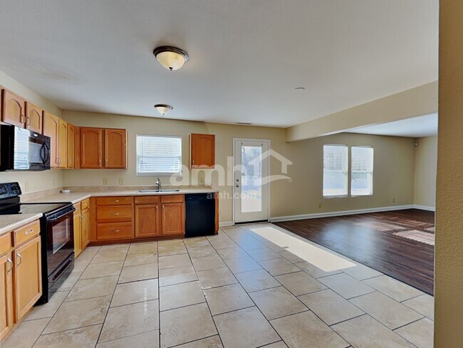 Foto del edificio - 11325 Congaree Way