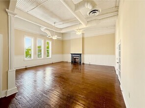 Building Photo - 484 1st St