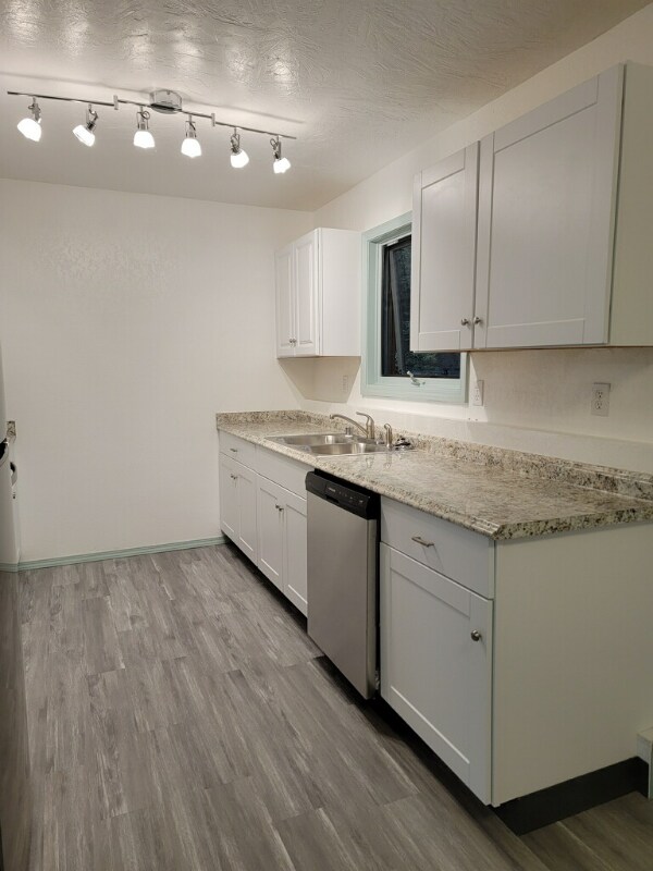 Foto principal - 2605 Quiet Cir