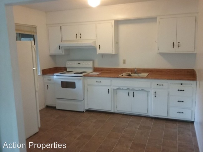 Building Photo - 862 De Bernardi Ct