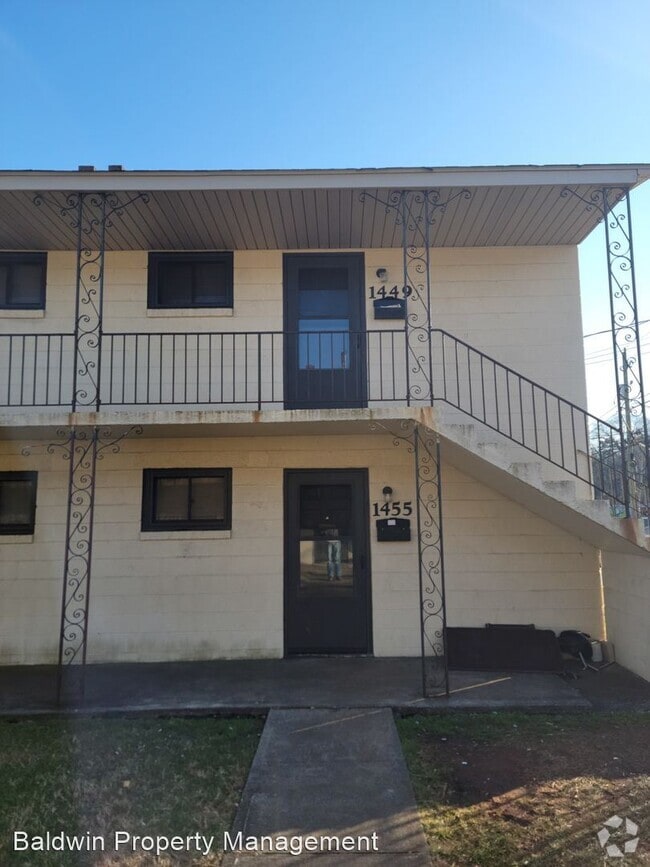 1 Bedroom Dog Friendly Apartments for Rent in WinstonSalem NC 1,642