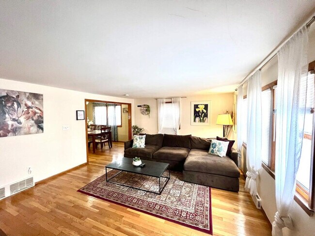 Foto del edificio - 67-69-69 Brookline St