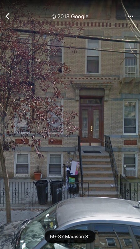 Foto principal - 59-36 Madison St