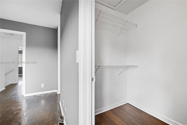 Foto del edificio - 1103 Sussex Dr