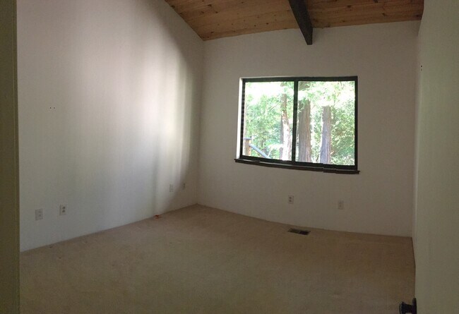 Foto del edificio - 330 Dogwood Way