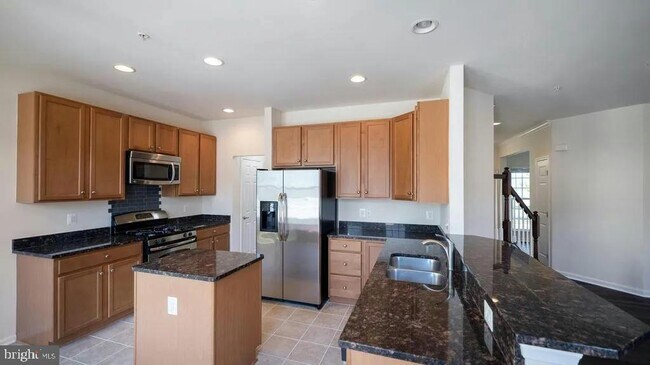 Foto del edificio - 11830 Steeplebush Dr