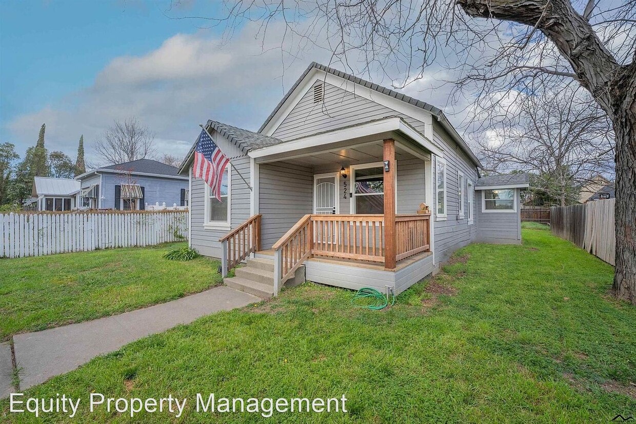 2 br, 1 bath House 524 Lincoln St House Rental in Red Bluff, CA