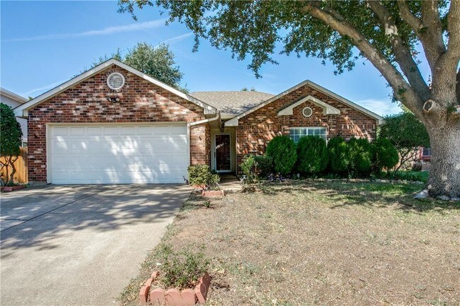 Foto del edificio - 4921 Oak Hollow Dr