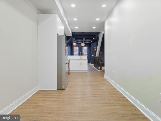 Foto del edificio - 2321 McCulloh St