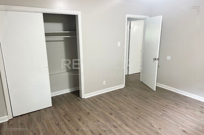 Foto del edificio - 2 Bed/1 Bath Home in Mobile!
