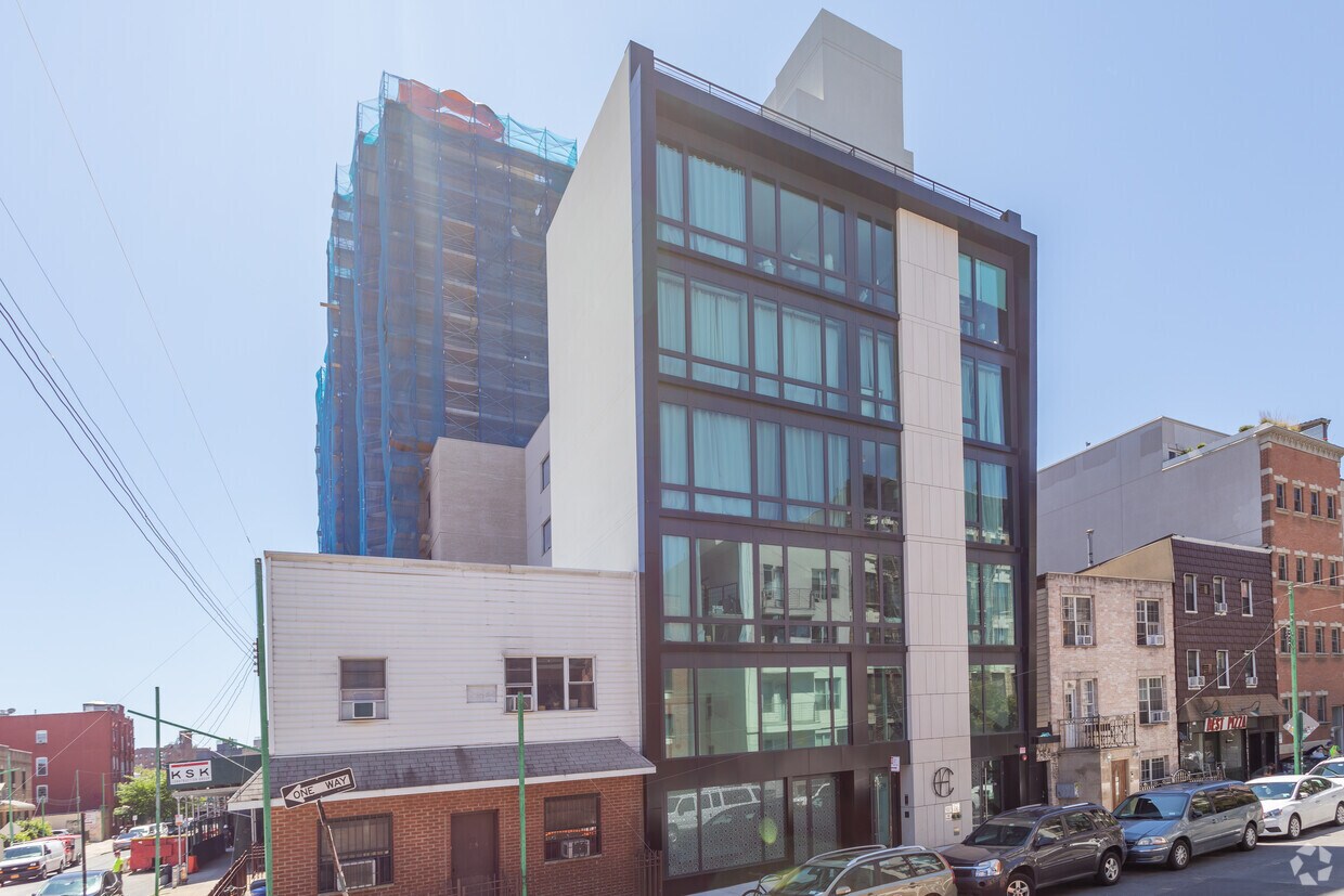 Building Photo - 29 Havemeyer St