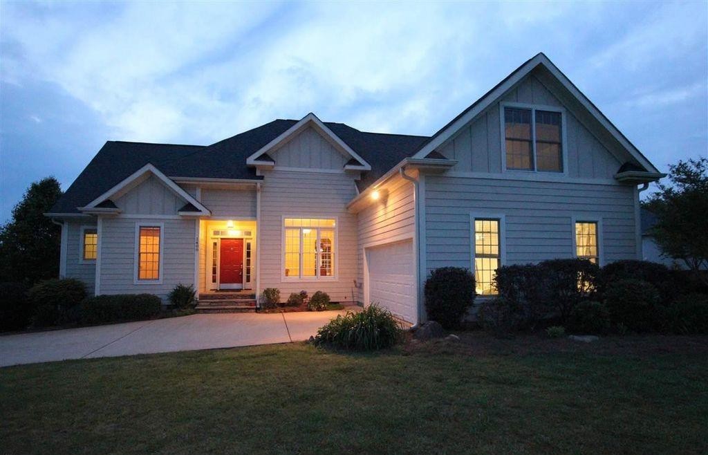 Primary Photo - 1400 Falcons Dr