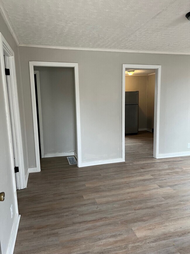 3954 E Whitney Ln, Wichita, KS 67210 House Rental in Wichita, KS