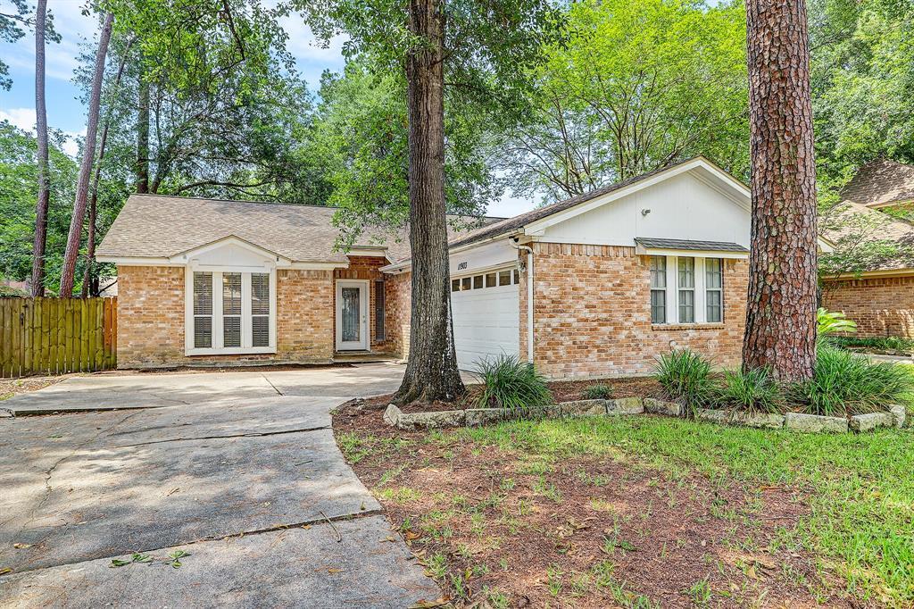 11903 Hillbrook Dr, Houston, TX 77070 House for Rent in Houston, TX