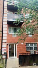 Building Photo - 141-04 Pershing Crescent