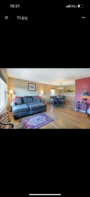 Foto del edificio - 734 Hillview Rd