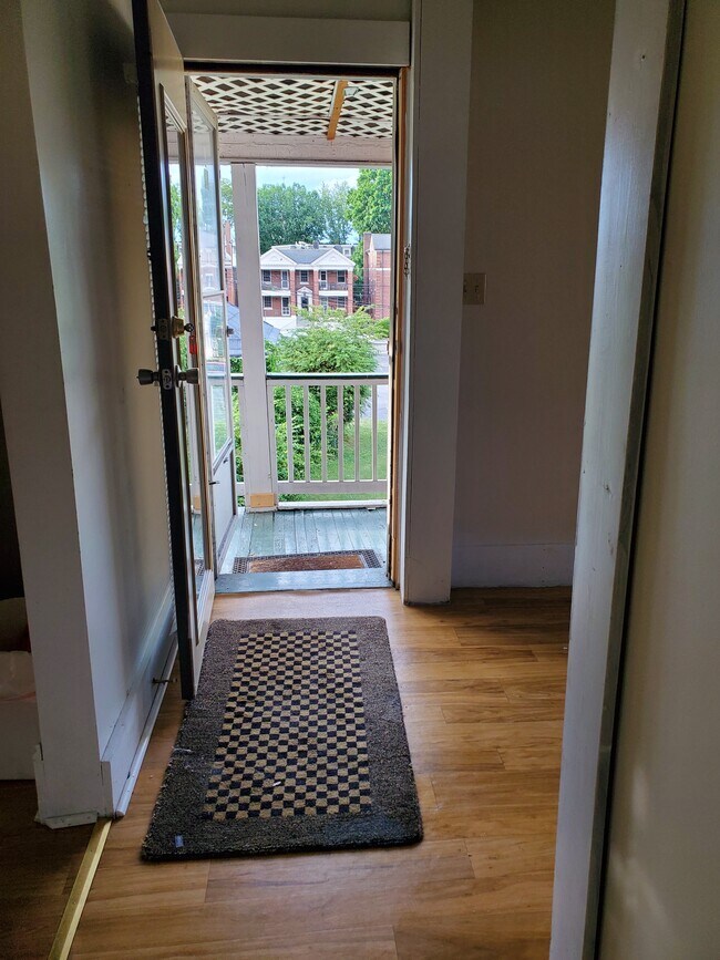 Foto del edificio - 343 Walnut Ave SW