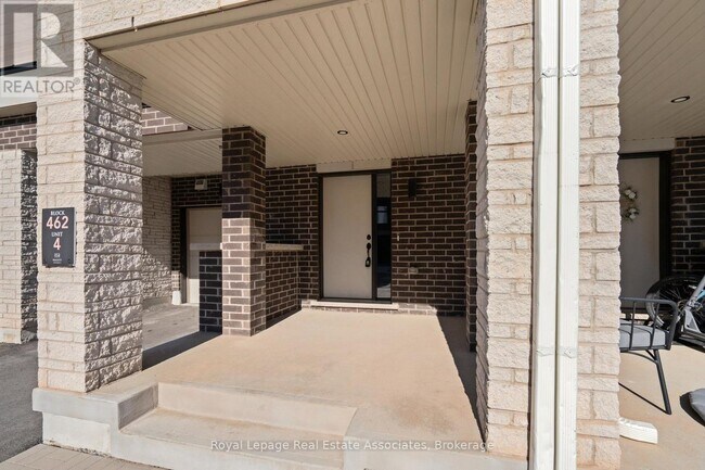 Building Photo - 2459 Belt Ln