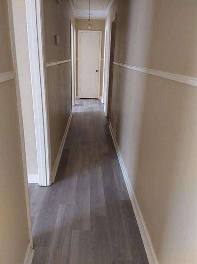 Foto del edificio - Convenient Location