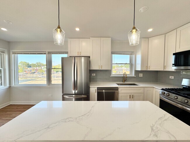 Foto del edificio - 4816 W Henderson St